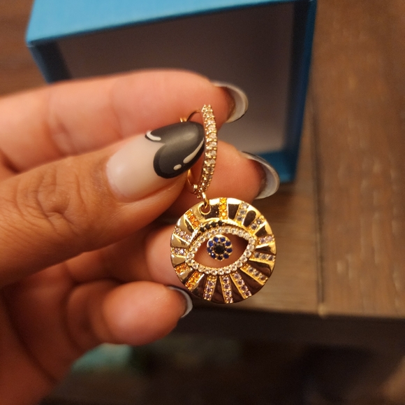 Evil eye earrings - Picture 3 of 6